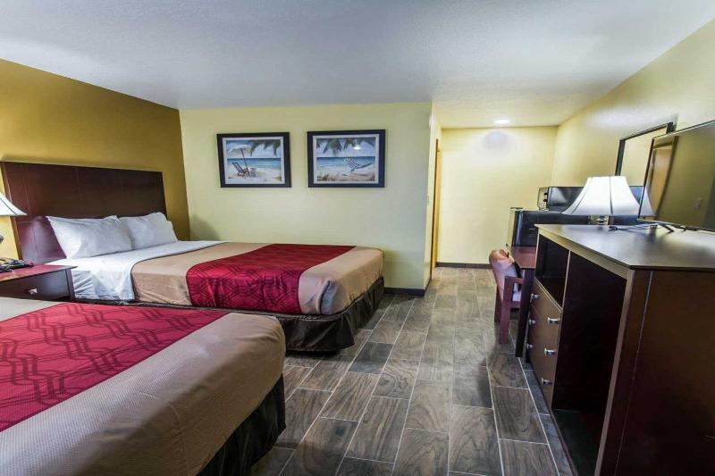 Econo Lodge Cocoa Beach - Near The Port Luaran gambar