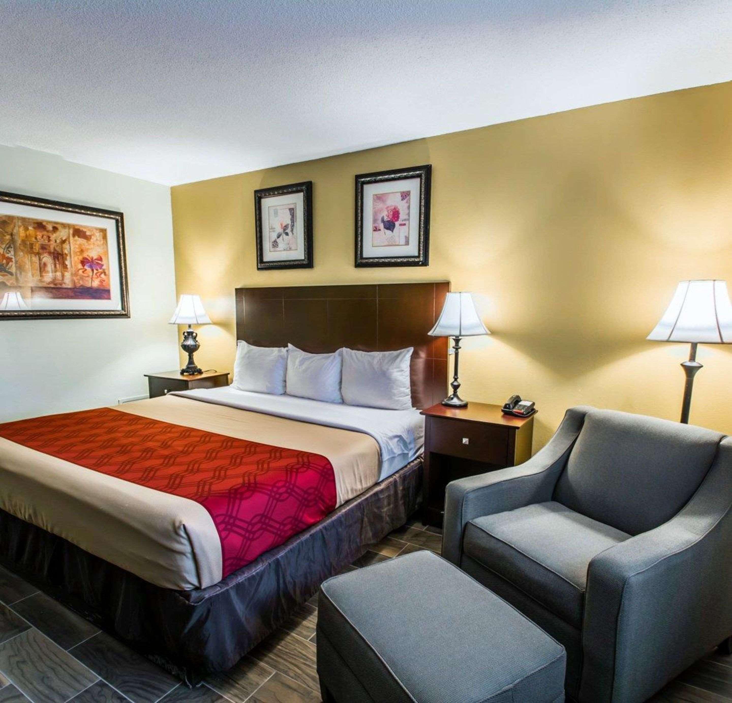 Econo Lodge Cocoa Beach - Near The Port Luaran gambar